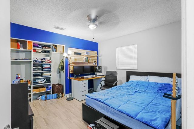 8101 NW 27th Street 4, Coral Springs, FL 33065