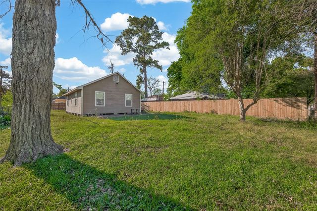 9313 Sandra Street, Houston, TX 77016