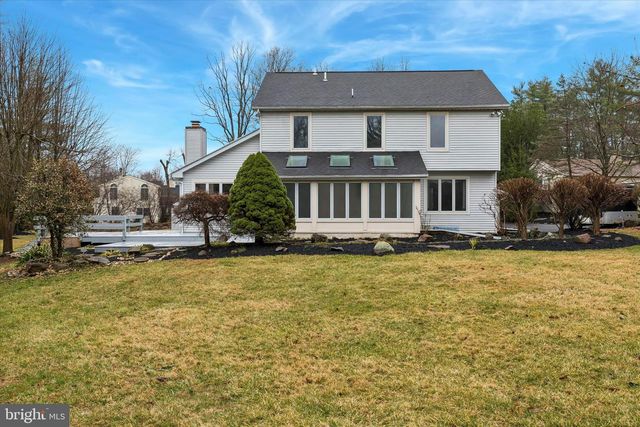 1734 HALLMAN DR, Blue Bell, PA 19422