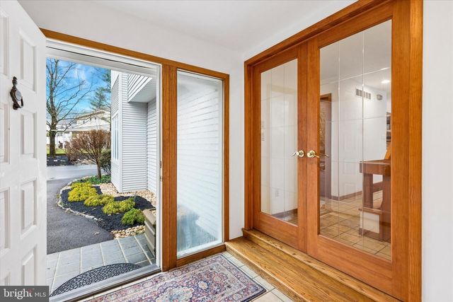 1734 HALLMAN DR, Blue Bell, PA 19422