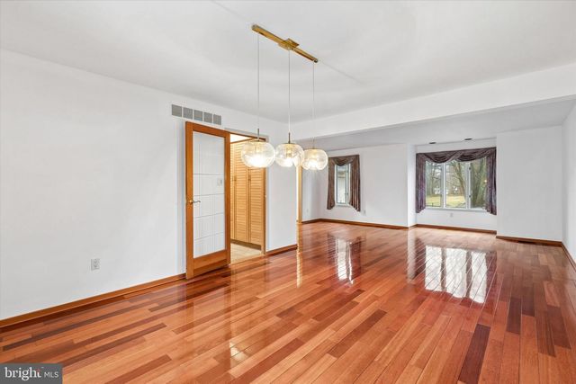 1734 HALLMAN DR, Blue Bell, PA 19422