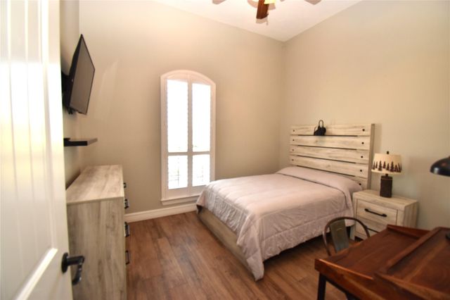 11620 Ridgecrest Drive, Beaumont, TX 77705