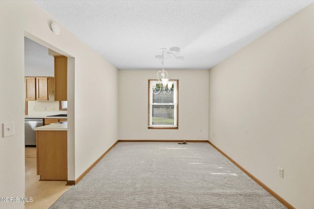 26441 Pin Oak Court, Perrysburg, OH 43551