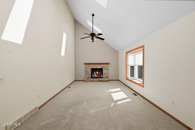 26441 Pin Oak Court, Perrysburg, OH 43551