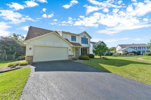 26441 Pin Oak Court, Perrysburg, OH 43551