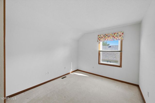 26441 Pin Oak Court, Perrysburg, OH 43551