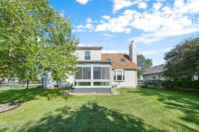 26441 Pin Oak Court, Perrysburg, OH 43551