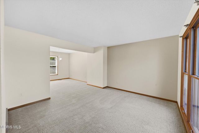 26441 Pin Oak Court, Perrysburg, OH 43551