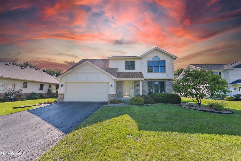 26441 Pin Oak Court, Perrysburg, OH 43551