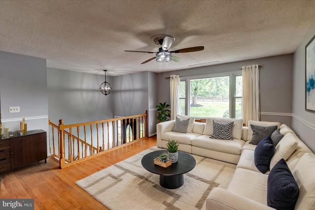 4500 OLD WASHINGTON RD, Sykesville, MD 21784