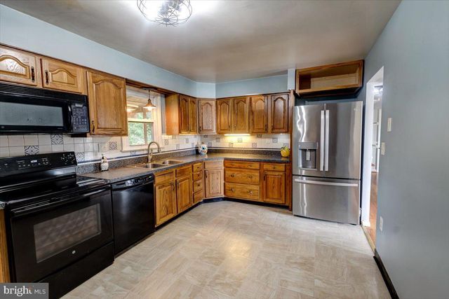 4500 OLD WASHINGTON RD, Sykesville, MD 21784