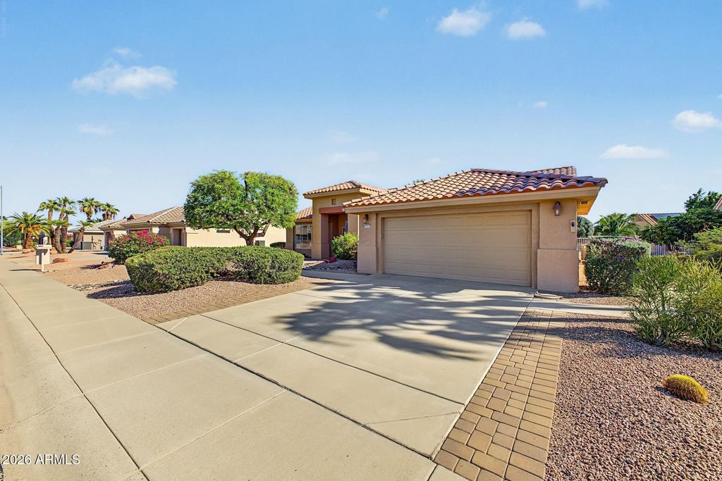 15161 W LAS BRIZAS Lane, Sun City West, AZ 85375 — photo 5
