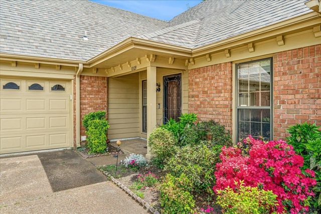 8529 BUCKHURST RD, Memphis, TN 38016