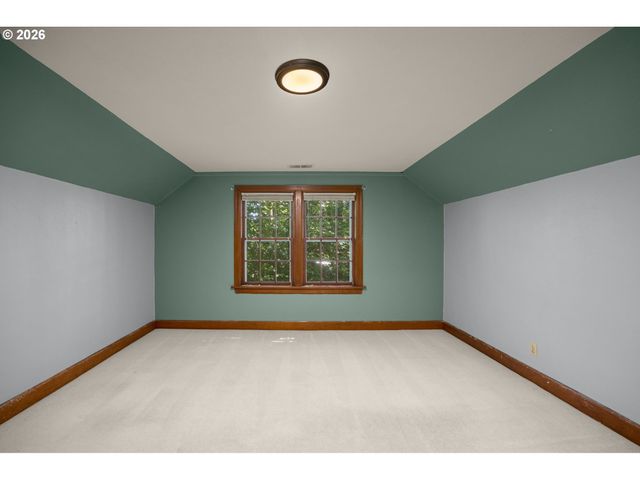 337 Ne 28TH Ave, Hillsboro, OR 97124