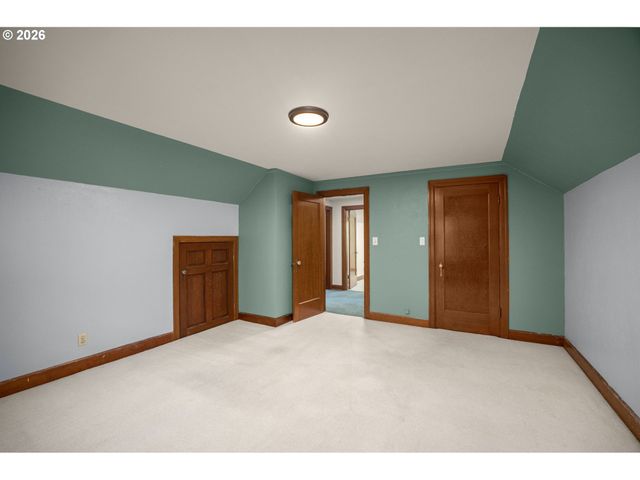 337 Ne 28TH Ave, Hillsboro, OR 97124