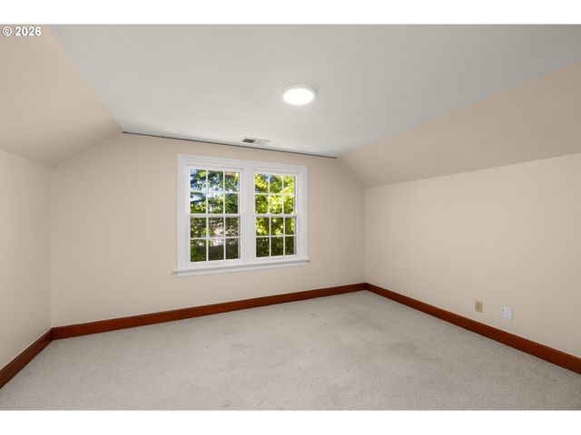 337 Ne 28TH Ave, Hillsboro, OR 97124