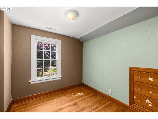 337 Ne 28TH Ave, Hillsboro, OR 97124