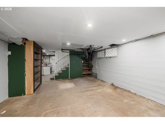 337 Ne 28TH Ave, Hillsboro, OR 97124