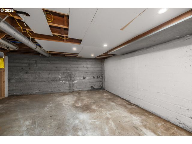 337 Ne 28TH Ave, Hillsboro, OR 97124