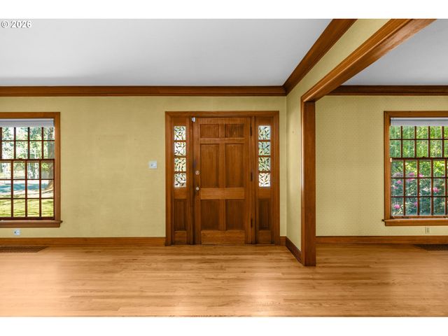 337 Ne 28TH Ave, Hillsboro, OR 97124