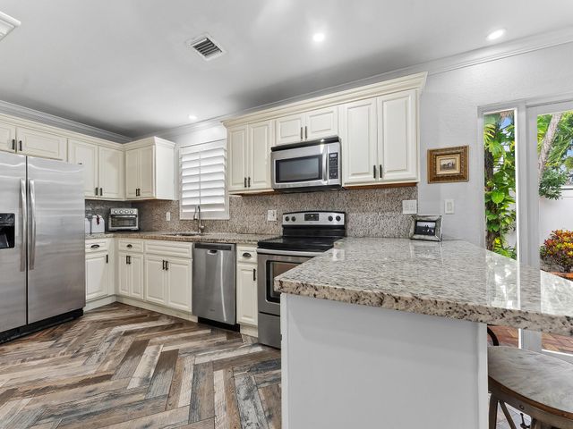 6340 NE 19th Terrace, Fort Lauderdale, FL 33308