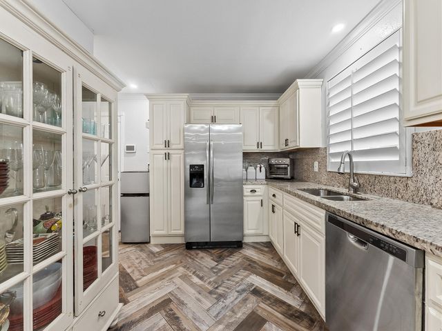 6340 NE 19th Terrace, Fort Lauderdale, FL 33308