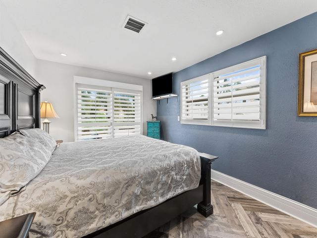 6340 NE 19th Terrace, Fort Lauderdale, FL 33308