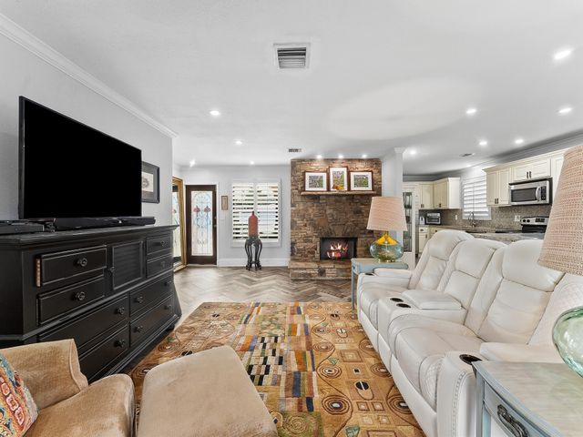 6340 NE 19th Terrace, Fort Lauderdale, FL 33308