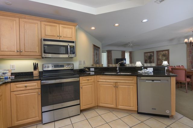 9994 Beach Club Dr Apt 902, Myrtle Beach, SC 29572