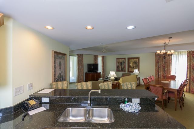 9994 Beach Club Dr Apt 902, Myrtle Beach, SC 29572