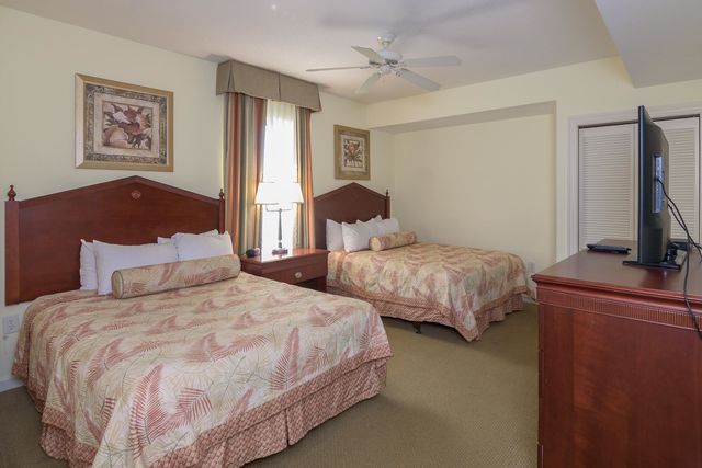 9994 Beach Club Dr Apt 902, Myrtle Beach, SC 29572