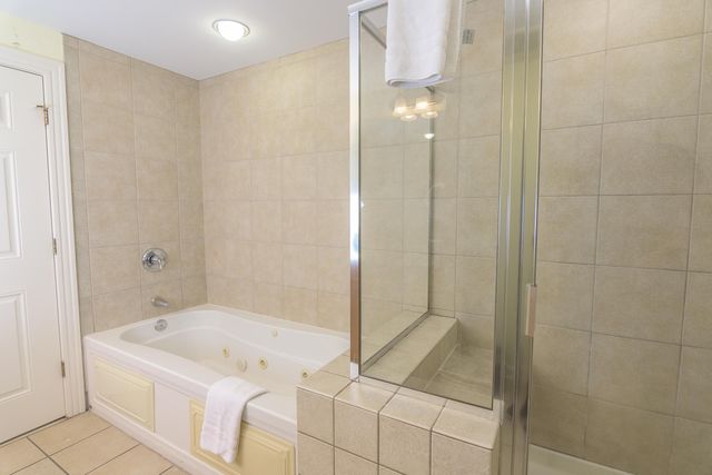 9994 Beach Club Dr Apt 902, Myrtle Beach, SC 29572