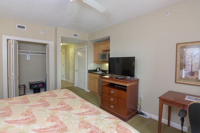 9994 Beach Club Dr Apt 902, Myrtle Beach, SC 29572