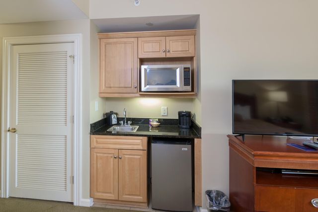 9994 Beach Club Dr Apt 902, Myrtle Beach, SC 29572