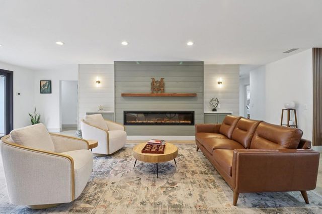 43 Corte Maria Ave, Chula Vista, CA 91910