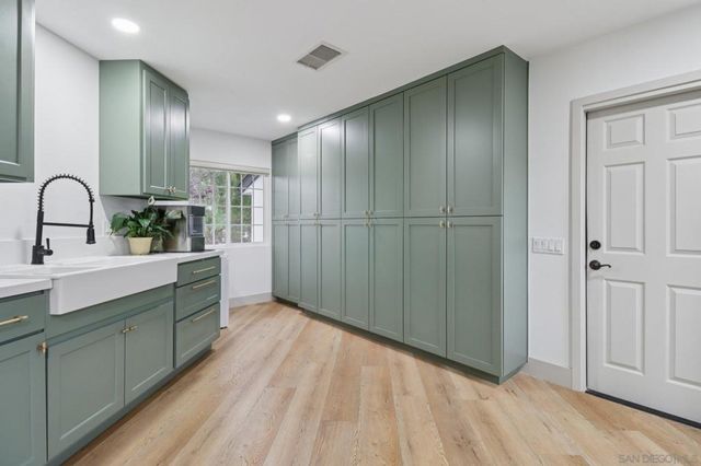 43 Corte Maria Ave, Chula Vista, CA 91910