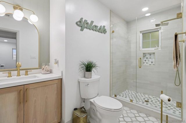 43 Corte Maria Ave, Chula Vista, CA 91910