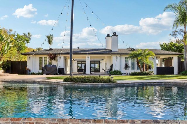 43 Corte Maria Ave, Chula Vista, CA 91910