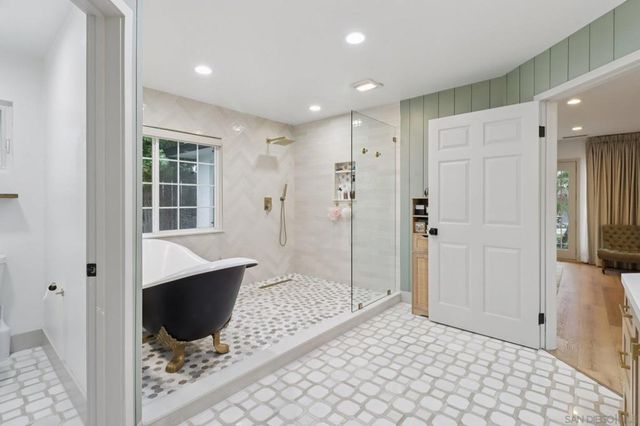 43 Corte Maria Ave, Chula Vista, CA 91910