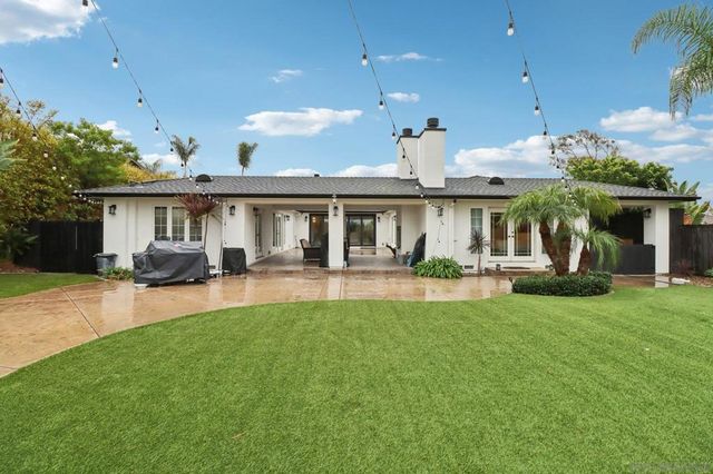 43 Corte Maria Ave, Chula Vista, CA 91910