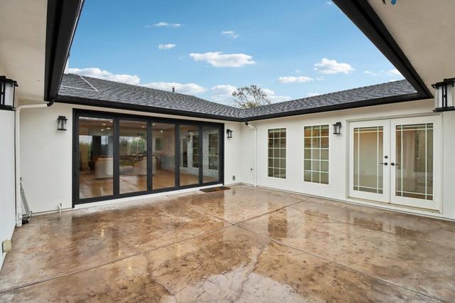 43 Corte Maria Ave, Chula Vista, CA 91910