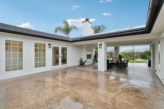 43 Corte Maria Ave, Chula Vista, CA 91910