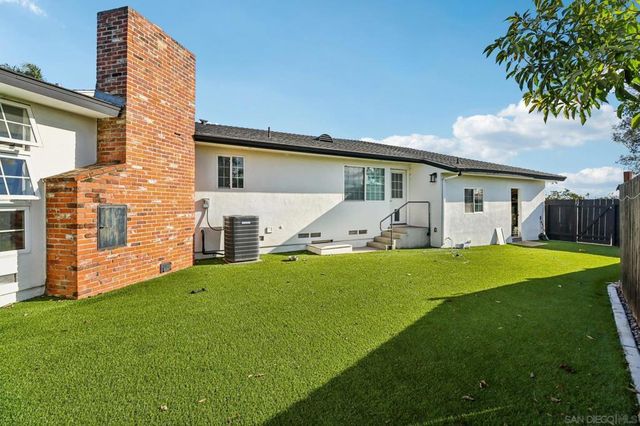 43 Corte Maria Ave, Chula Vista, CA 91910