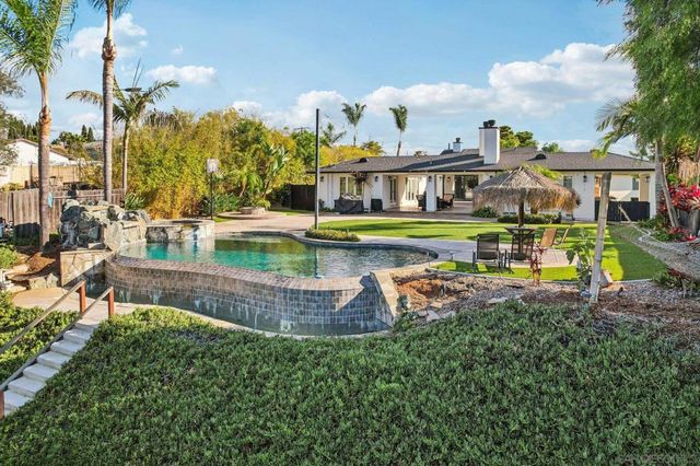 43 Corte Maria Ave, Chula Vista, CA 91910