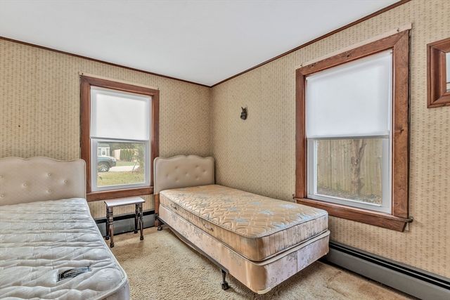 22 Alma Rd, Falmouth, MA 02540