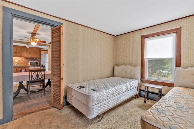 22 Alma Rd, Falmouth, MA 02540