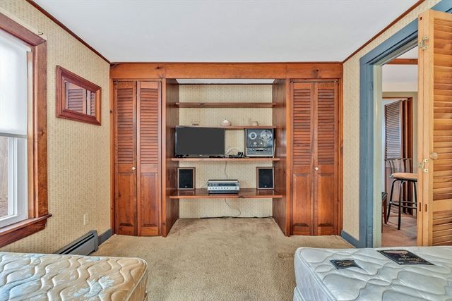 22 Alma Rd, Falmouth, MA 02540