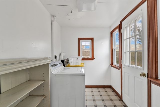 22 Alma Rd, Falmouth, MA 02540