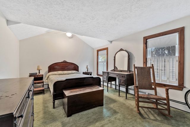 22 Alma Rd, Falmouth, MA 02540