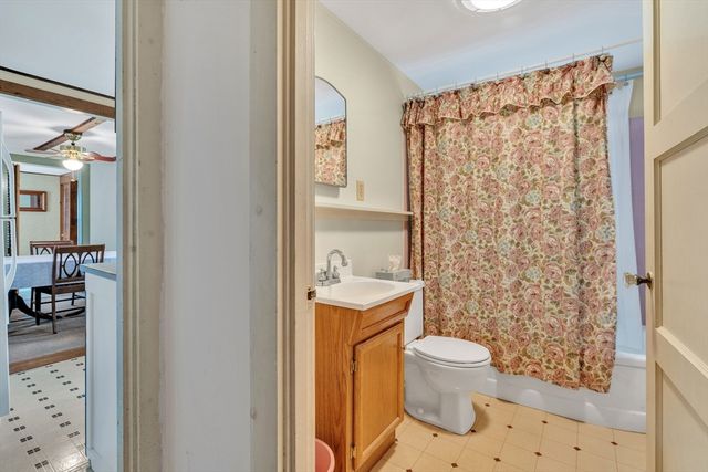 22 Alma Rd, Falmouth, MA 02540